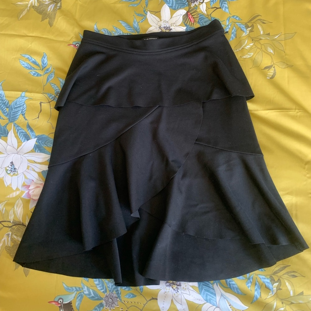 Black Ruffled Skirt from Club Monaco Size 8
